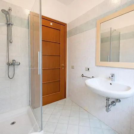 Apartment Garda Blue Nest Barcuzzi